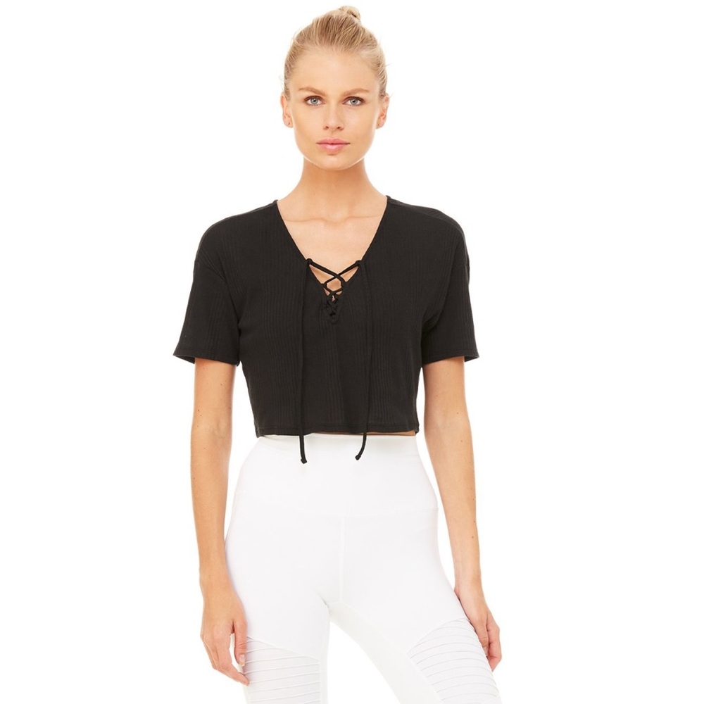 Alo Yoga Interlace Short Sleeve Crop Top Black